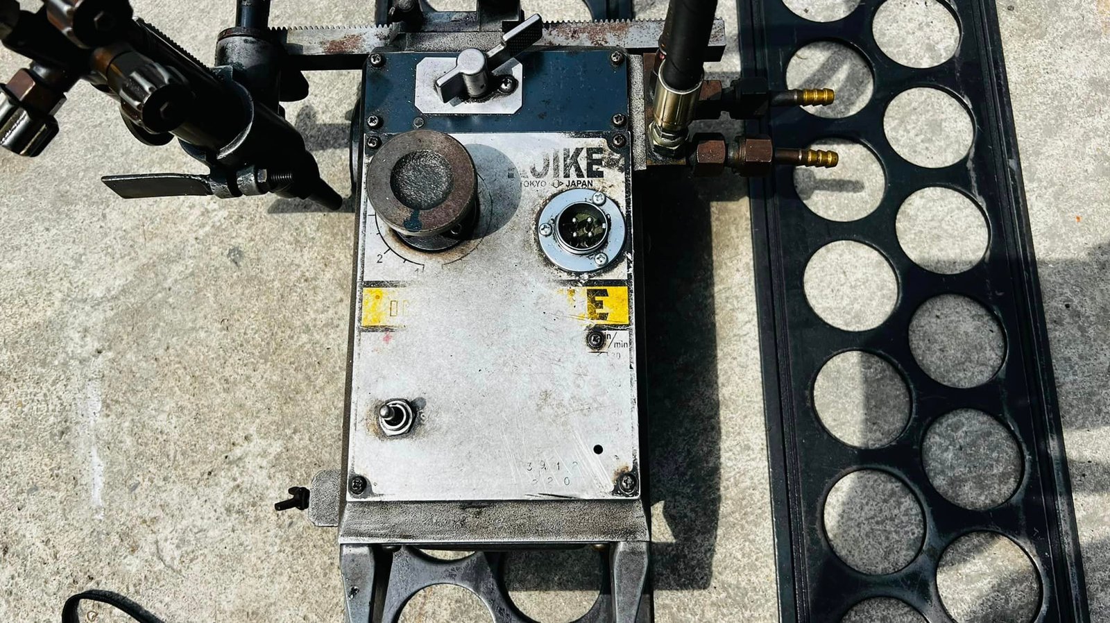 เครื่องตัดแก๊สเดินรางงานญี่ปุ่น(ตัดเต่า) KOIKE-IK 12 JAPAN พร้อมรางคู่ตัวยาว 180 cm ใช้ไฟบ้าน 220V