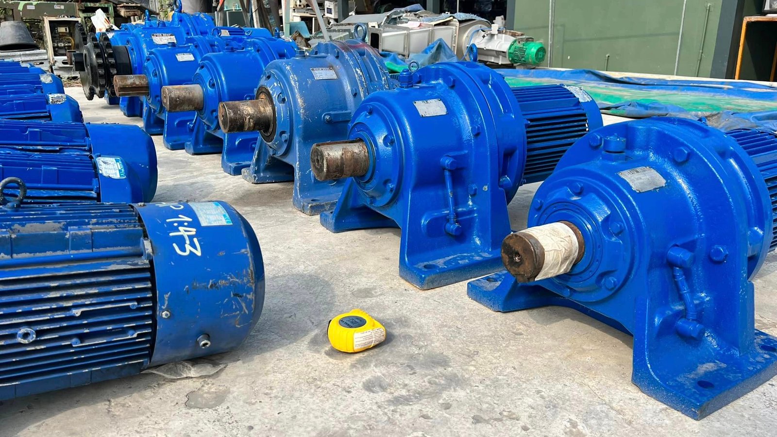 มอเตอร์เกียร์ทดกำลังญี่ปุ่น SUMITOMO JAPAN ขนาด 1 - 30 HP อัตราทด 1 ต่อ 8-17-21-25-29-35-43-51-59–87