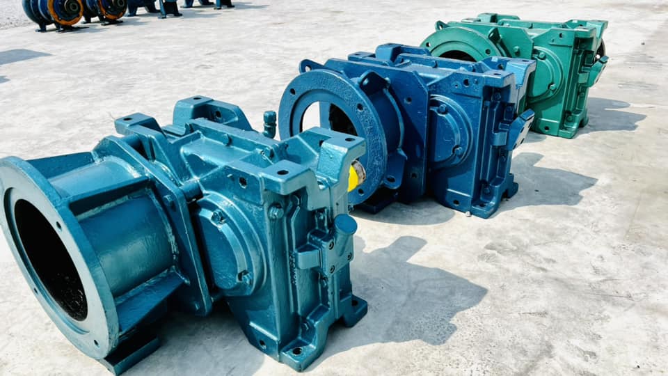 เกียร์บ้อคงานญี่ปุ่น(GEAR_BOX) SUMITOMO PARAMAX JAPAN  อัตราทด 1 : 4 (360 rpm) ใช้กับมอเตอร์ 20-30 HP