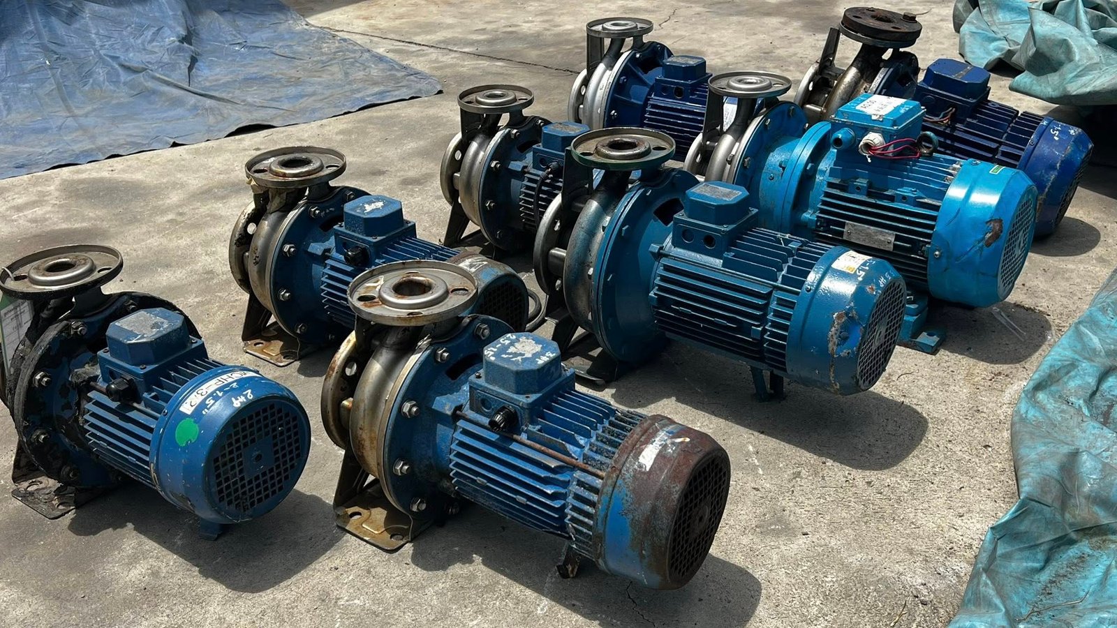 ปั้มน้ำหอยโข่งสเตนเลสEBARA ITALY 380V เข้ามา 8 ตัว ปั้มน้ำหอยโข่งสเตนเลสEBARA ITALY 380V เข้ามา 8 ตัว
