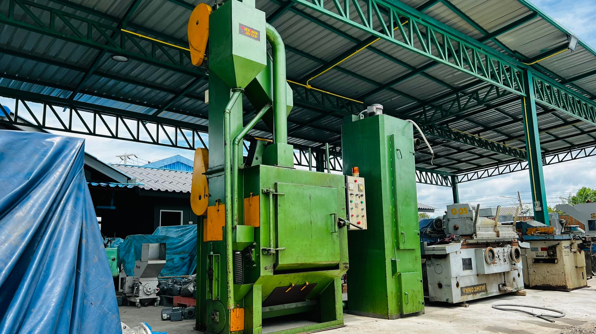 เครื่องยิงทรายแบบสายพานกลิ้ง Shot Blasting รุ่น 200 ขนาดมาตรฐาน ระบบไฟ 380V เครื่องยิงทรายแบบสายพานกลิ้ง Shot Blasting รุ่น 200 ขนาดมาตรฐาน ระบบไฟ 380V