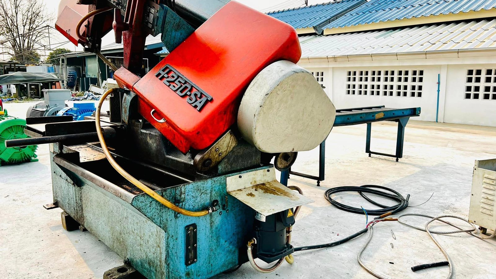 เครื่องเลื่อยสายพานญี่ปุ่น (BANDSAW) AMADA JAPAN ระบบไฟ 200V เครื่องเลื่อยสายพานญี่ปุ่น (BANDSAW) AMADA JAPAN ระบบไฟ 200V