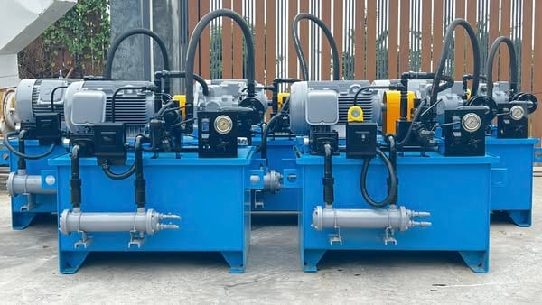 ชุดต้นกำลังปั้มน้ำมันไฮดรอลิค(PowerUnit)YUKEN PUMP JAPANขนาด 15 HP Press : 160 bar ถังพักบรรจุ 230 L