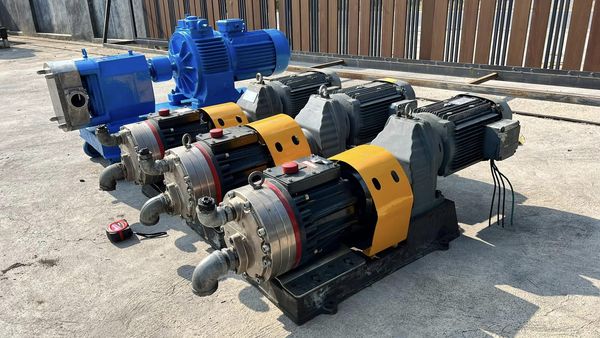 เหลือ 3 ตัว เกียร์ปั้มและลูปปั้มงานสเตนเลส🇯🇵NIKUNI JAPAN🇯🇵 ระบบไฟ 380V