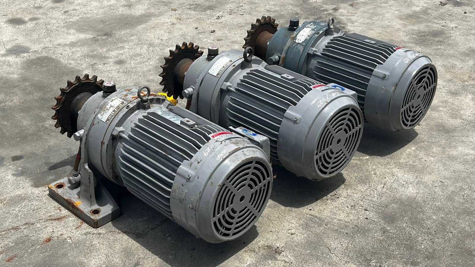 มอเตอร์เกียร์ทดกำลังญี่ปุ่น Mitsubishi Cyclodrive ขนาด 5 hp 1:29 (50 rpm)380V มอเตอร์เกียร์ทดกำลังญี่ปุ่น Mitsubishi Cyclodrive ขนาด 5 hp 1:29 (50 rpm)380V