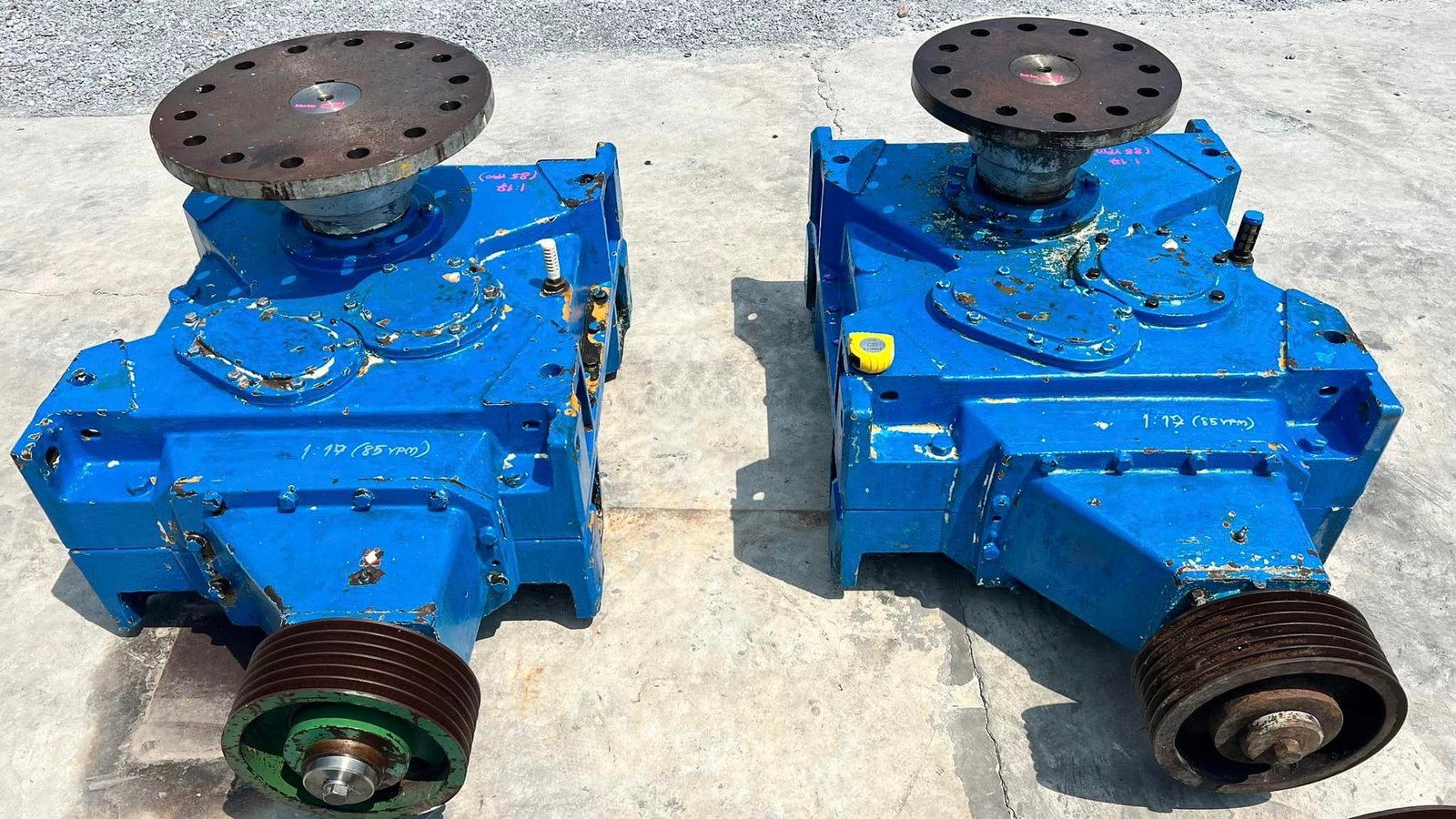 ชุดมอเตอร์เกียร์ทดกำลังSUMITOMO HANSEN JAPANอัตราทด 1:17 ( 85 rpm ) เกียร์บ็อคแบบยูนิเวอร์แซล จับวางติดตั้งได้หลายรูปทรงอิสระอเนกประสงค์ (งานเดิมใช้งานแบบเพลาหงาย) ชุดมอเตอร์เกียร์ทดกำลังSUMITOMO HANSEN JAPANอัตราทด 1:17 ( 85 rpm ) เกียร์บ็อคแบบยูนิเวอร์แซล จับวางติดตั้งได้หลายรูปทรงอิสระอเนกประสงค์ (งานเดิมใช้งานแบบเพลาหงาย)