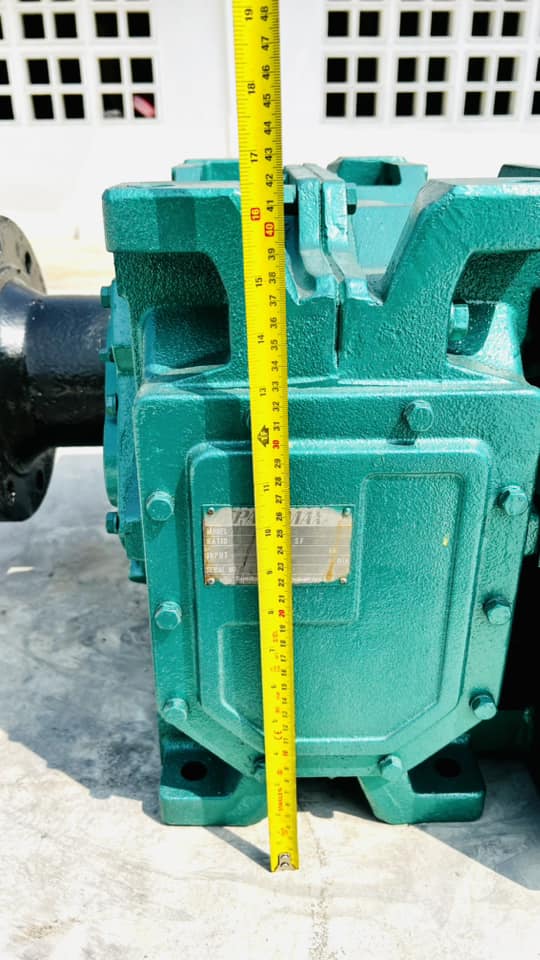 เกียร์บ้อคงานญี่ปุ่น(GEAR_BOX) SUMITOMO PARAMAX JAPAN  อัตราทด 1 : 4 (360 rpm) ใช้กับมอเตอร์ 20-30 HP