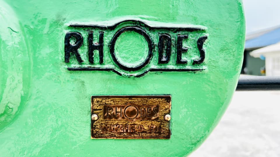กรรไกรตัดเหล็กแผ่นเท้าเหยียบ RHODES ENGLAND ขนาดหน้ากว้างใบมีด 90 cm ตัดหนา 1-2 mm ตัดเหล็กแผ่นงานบา