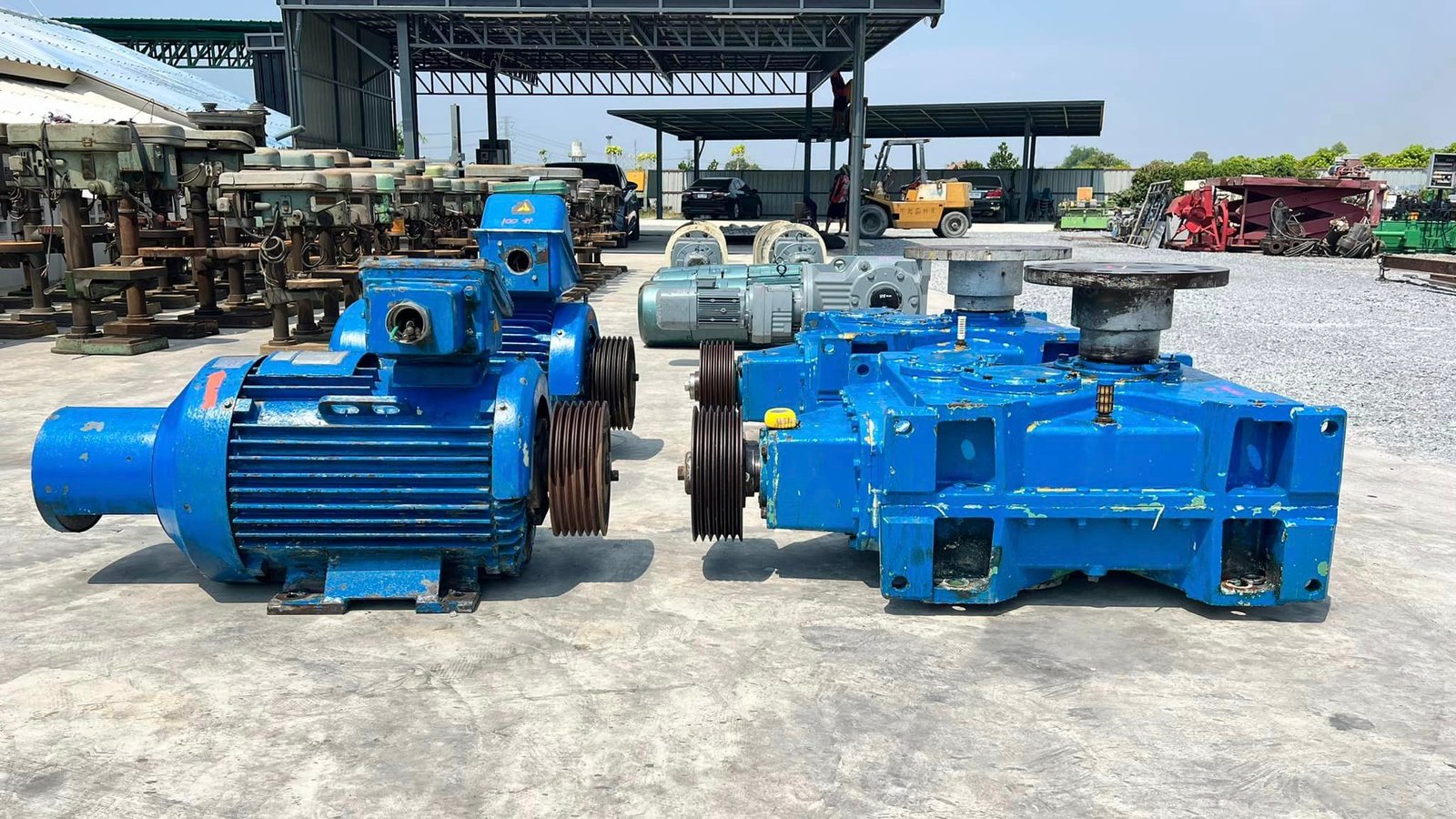ชุดมอเตอร์เกียร์ทดกำลังSUMITOMO HANSEN JAPANอัตราทด 1:17 ( 85 rpm ) เกียร์บ็อคแบบยูนิเวอร์แซล จับวางติดตั้งได้หลายรูปทรงอิสระอเนกประสงค์ (งานเดิมใช้งานแบบเพลาหงาย) ชุดมอเตอร์เกียร์ทดกำลังSUMITOMO HANSEN JAPANอัตราทด 1:17 ( 85 rpm ) เกียร์บ็อคแบบยูนิเวอร์แซล จับวางติดตั้งได้หลายรูปทรงอิสระอเนกประสงค์ (งานเดิมใช้งานแบบเพลาหงาย)