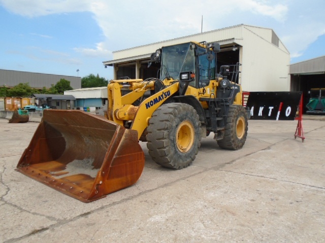 WA380-8
