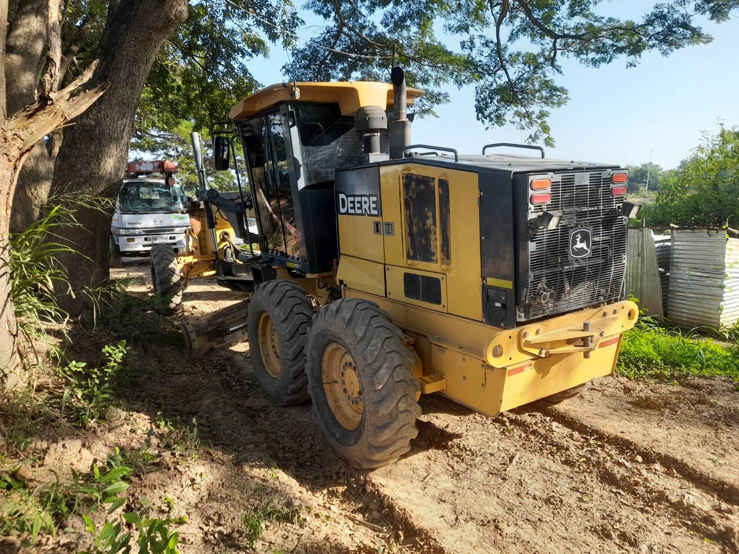 ขายรถเกรดเดอร์ JOHN DEER รุ่น 670 G ขายรถเกรดเดอร์ JOHN DEER รุ่น 670 G