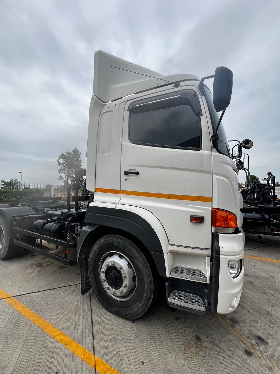 หัวลาก FM1AK1B 2023