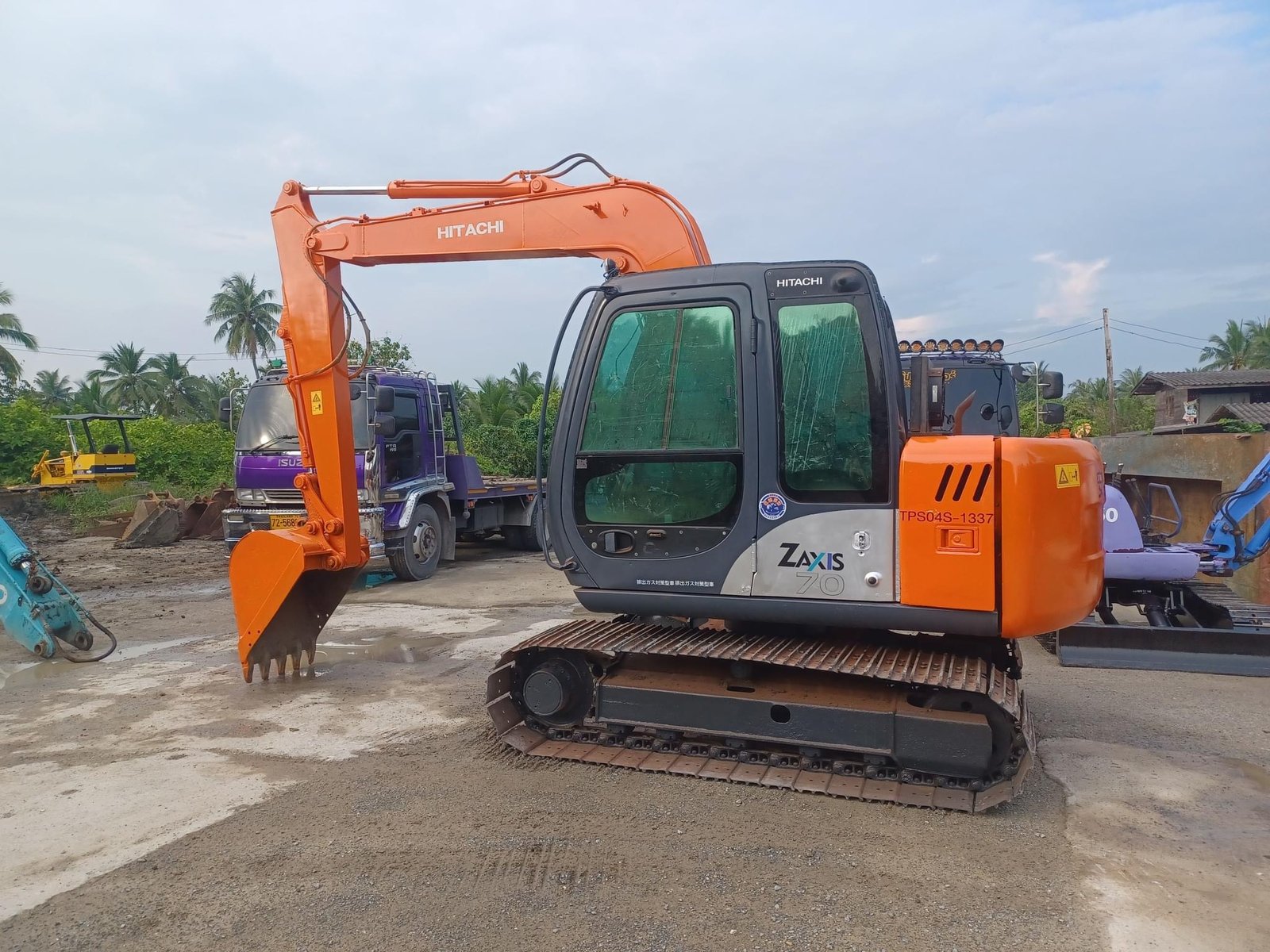 รถแบคโฮ รถขุด HitachI EX60-5 รถแบคโฮ รถขุด HitachI EX60-5