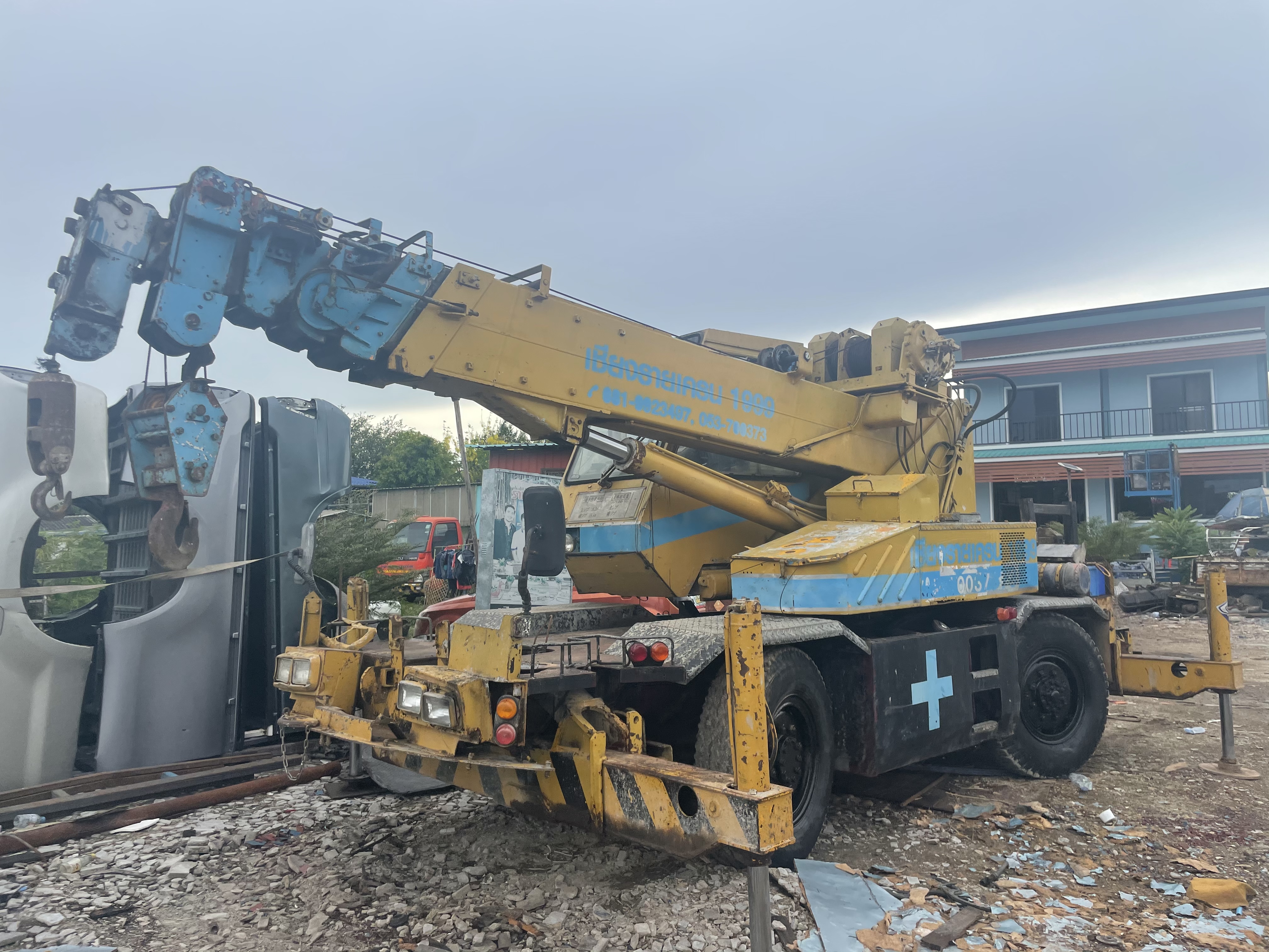 เครน 6 ตัน