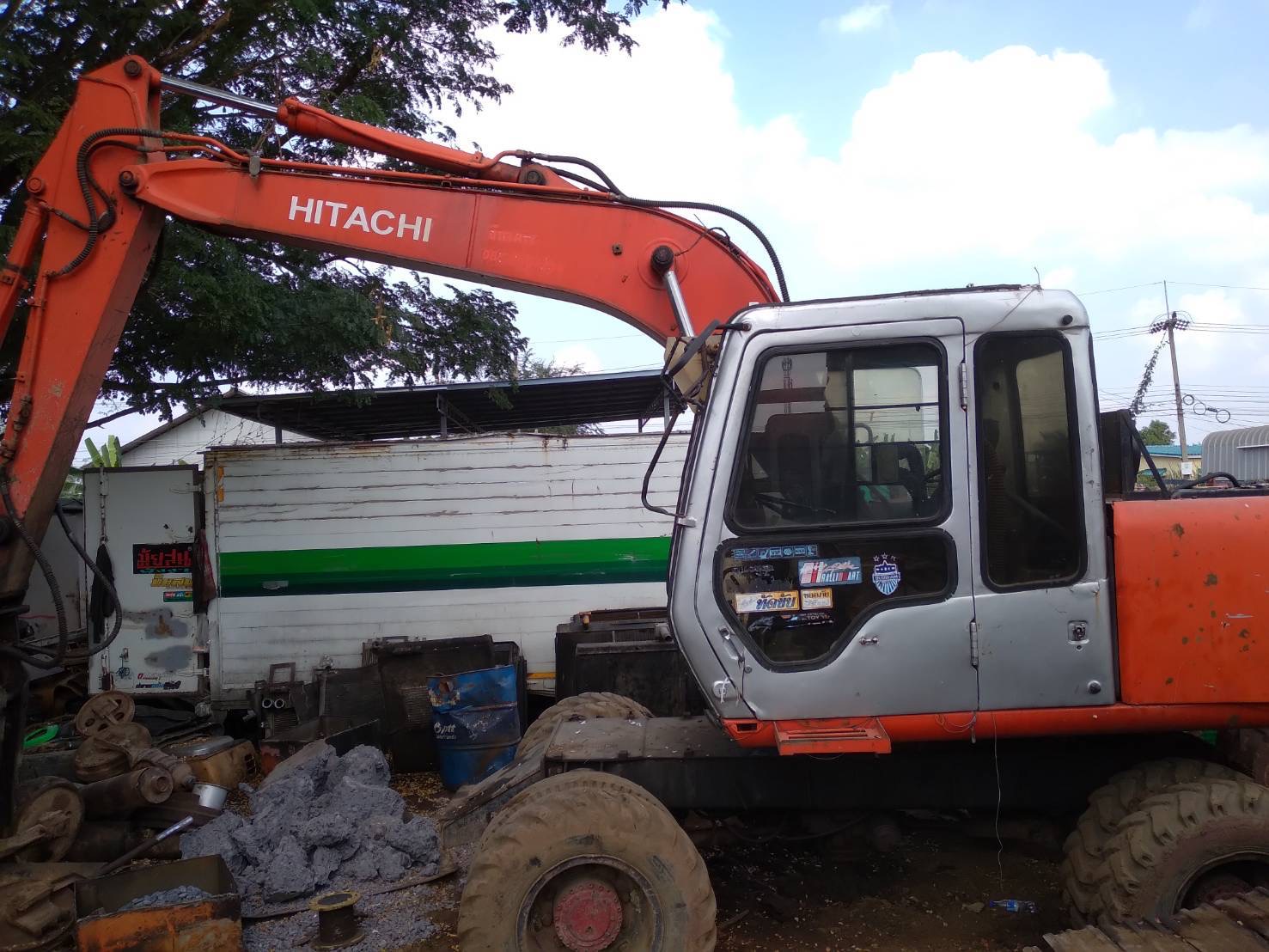 แบคโฮ ล้อยาง พร้อมหัวกระแทก และ บุ้งกี๋ 565,000 บาท HITACHI EX100W มีไลน์หัวกระแทก เครื่องดี ปั้มแรง แบคโฮ ล้อยาง พร้อมหัวกระแทก และ บุ้งกี๋ 565,000 บาท HITACHI EX100W มีไลน์หัวกระแทก เครื่องดี ปั้มแรง