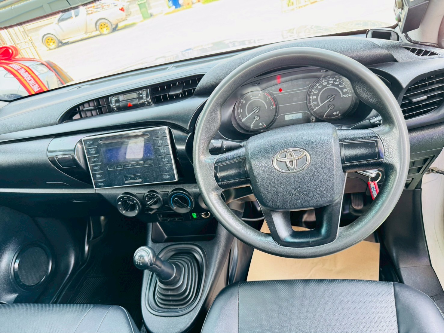 ไมล์น้อย 91,xxx กม กระบะพื้นเรียบ #TOYOTA REVO Singlecab 2.4 J Plus ปี 2018