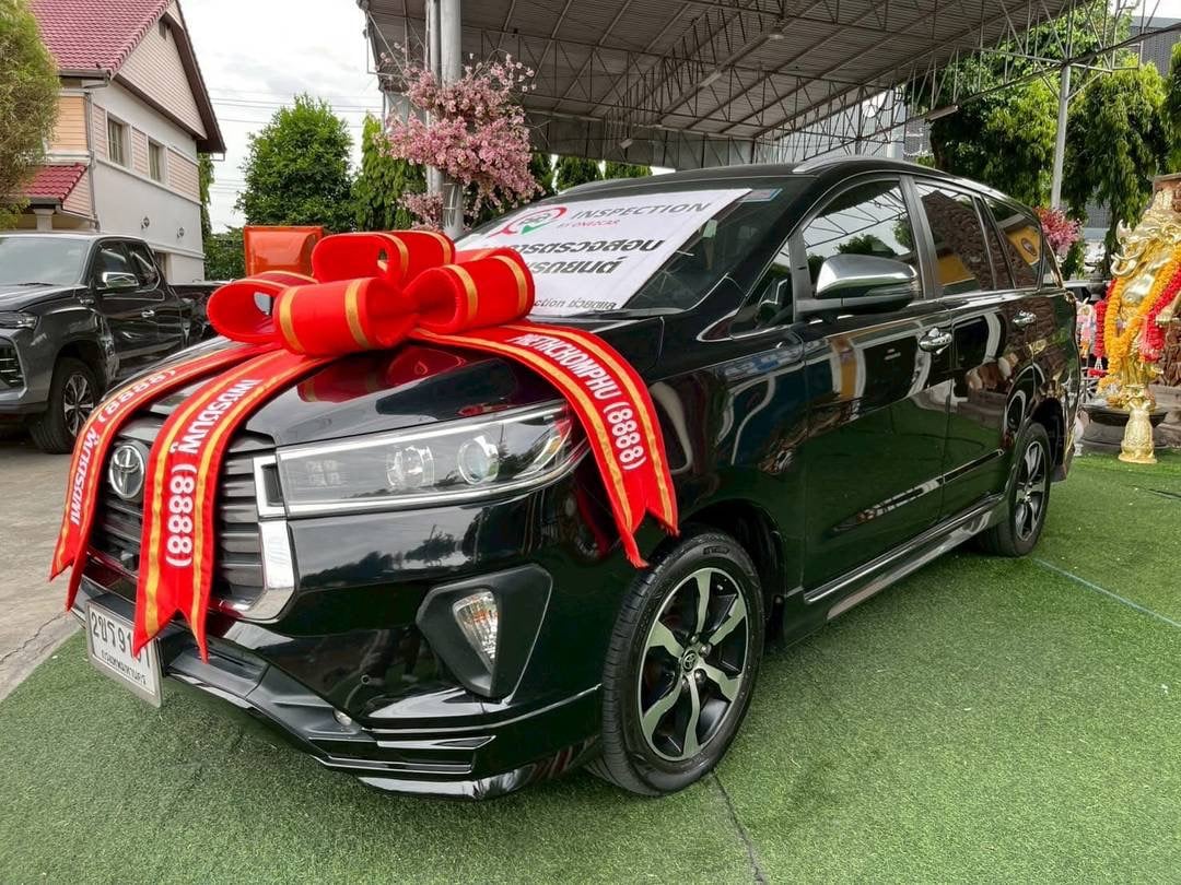 ~ TOYOTA INNOVA CRYSTA เครื่อง2.8cc. รุ่น PREMIUM AUTO ปี 2022 ~ TOYOTA INNOVA CRYSTA เครื่อง2.8cc. รุ่น PREMIUM AUTO ปี 2022