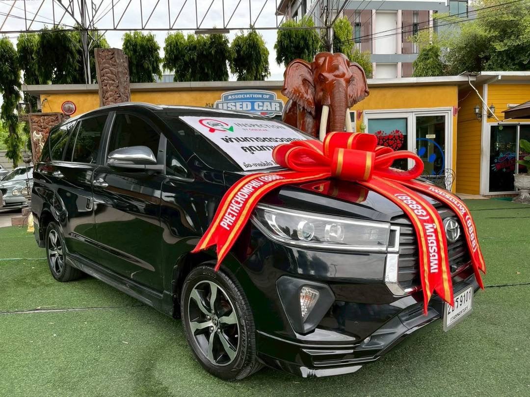 ~ TOYOTA INNOVA CRYSTA เครื่อง2.8cc. รุ่น PREMIUM AUTO ปี 2022 ~ TOYOTA INNOVA CRYSTA เครื่อง2.8cc. รุ่น PREMIUM AUTO ปี 2022