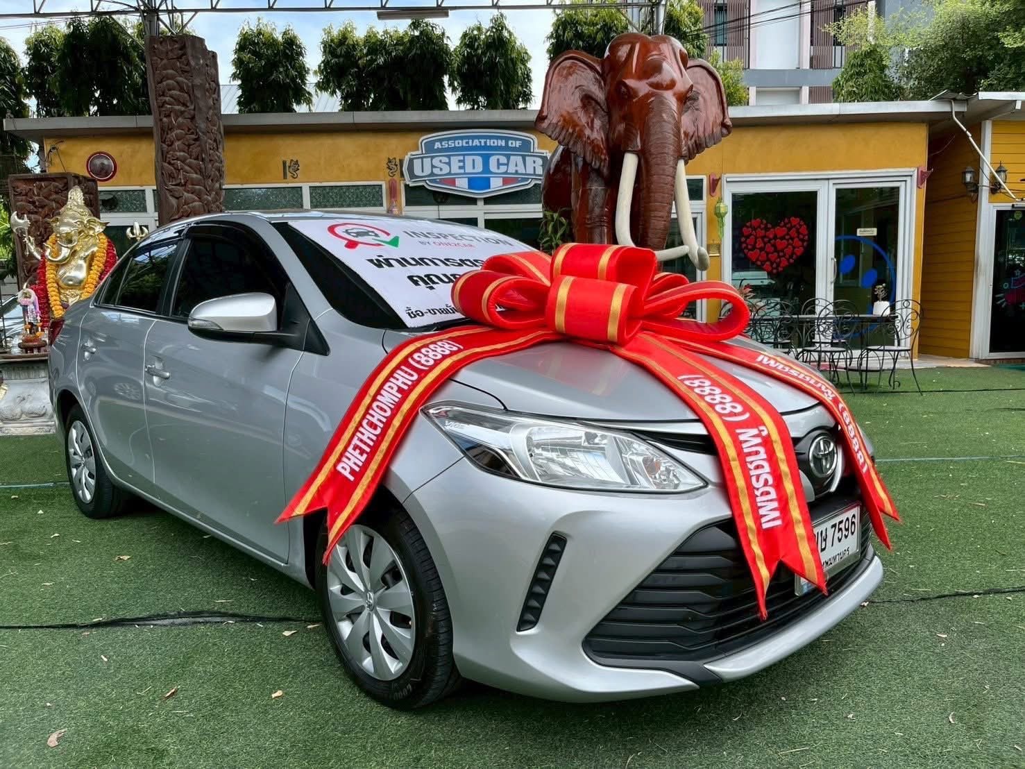 - TOYOTA VIOS 1.5 ENTRY (เบนซิน + LPG) AUTO ปี 2022
เครื่องยนต์เบนซิน 1.5 ลิตร + ระบบ LPG - TOYOTA VIOS 1.5 ENTRY (เบนซิน + LPG) AUTO ปี 2022
เครื่องยนต์เบนซิน 1.5 ลิตร + ระบบ LPG