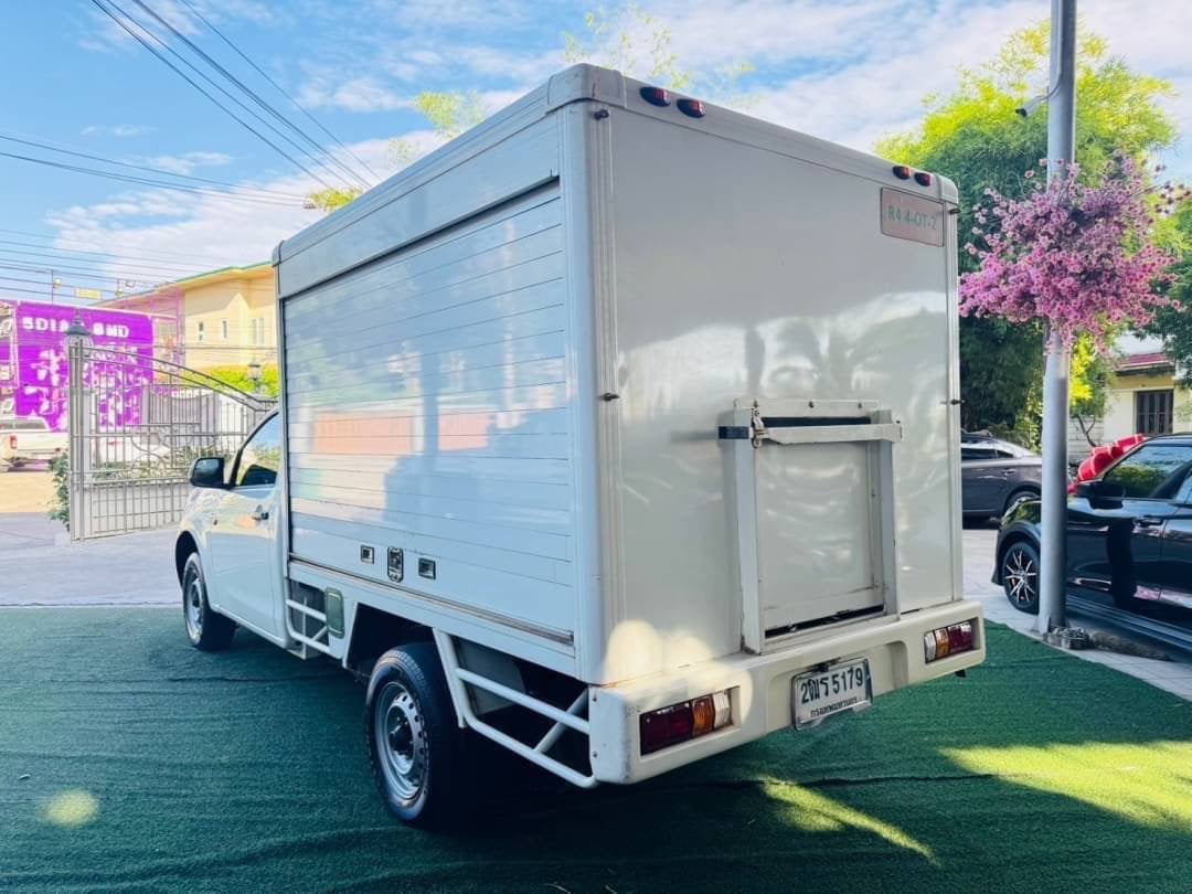#รถมือสอง ISUZU D-MAX SPARK ตู้ทึบ รุ่นตัว CHASSIS ดีเซล ปี2019 เครื่อง1.9cc. เกียร์ธรรมดา #รถมือสอง ISUZU D-MAX SPARK ตู้ทึบ รุ่นตัว CHASSIS ดีเซล ปี2019 เครื่อง1.9cc. เกียร์ธรรมดา