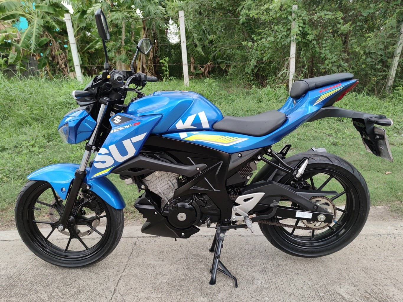 Suzuki Gsx-s 150 มีเก็บเงินปลายทาง Suzuki Gsx-s 150 มีเก็บเงินปลายทาง