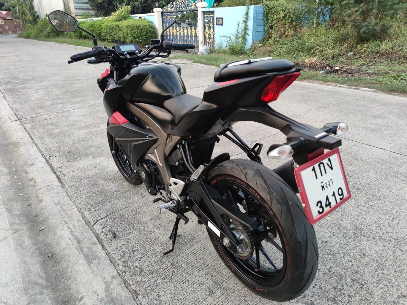 เก็บเงินปลายทาง Suzuki GSX-S150 สีดำแดงค่ะ