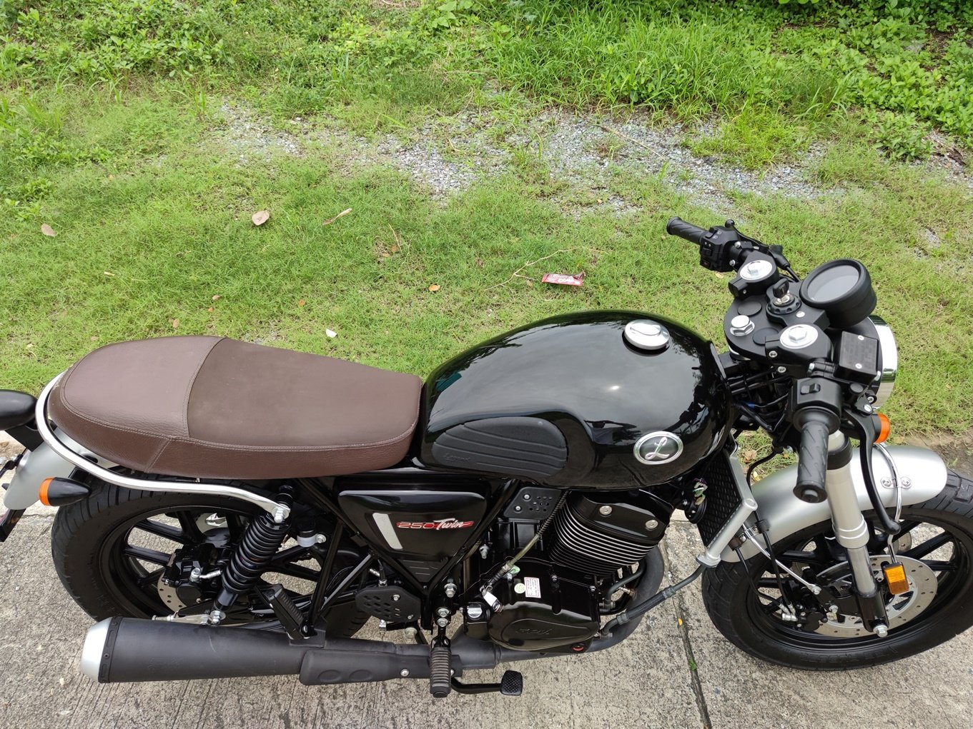 เก็บปลายทาง ใช้เพียง 5 พัน km. GPX Legend 250 Twin เก็บปลายทาง ใช้เพียง 5 พัน km. GPX Legend 250 Twin