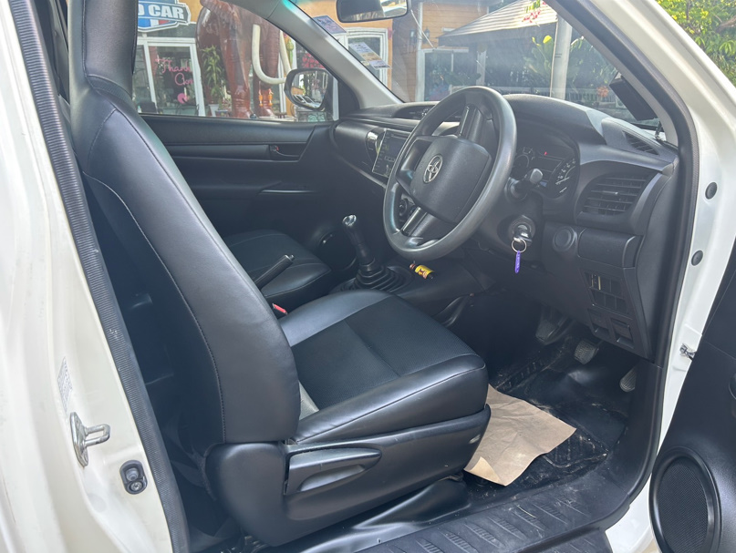 เกียร์ธรรมดา 2018 Toyota HILUX REVO 2.4 SINGLE CAB J Plus