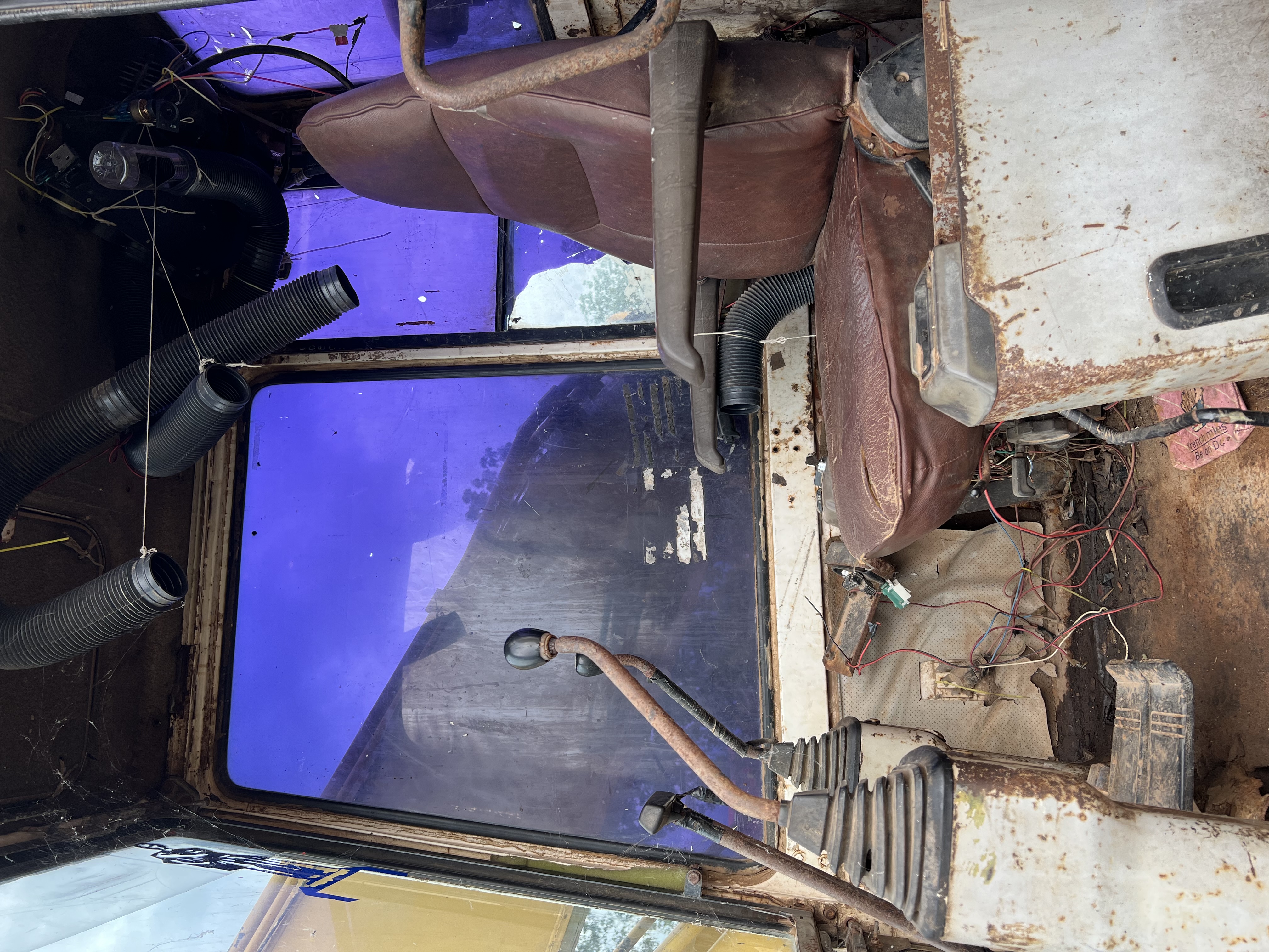 ขายรถแม็คโคร KOMATSU 200 รุ่น 5