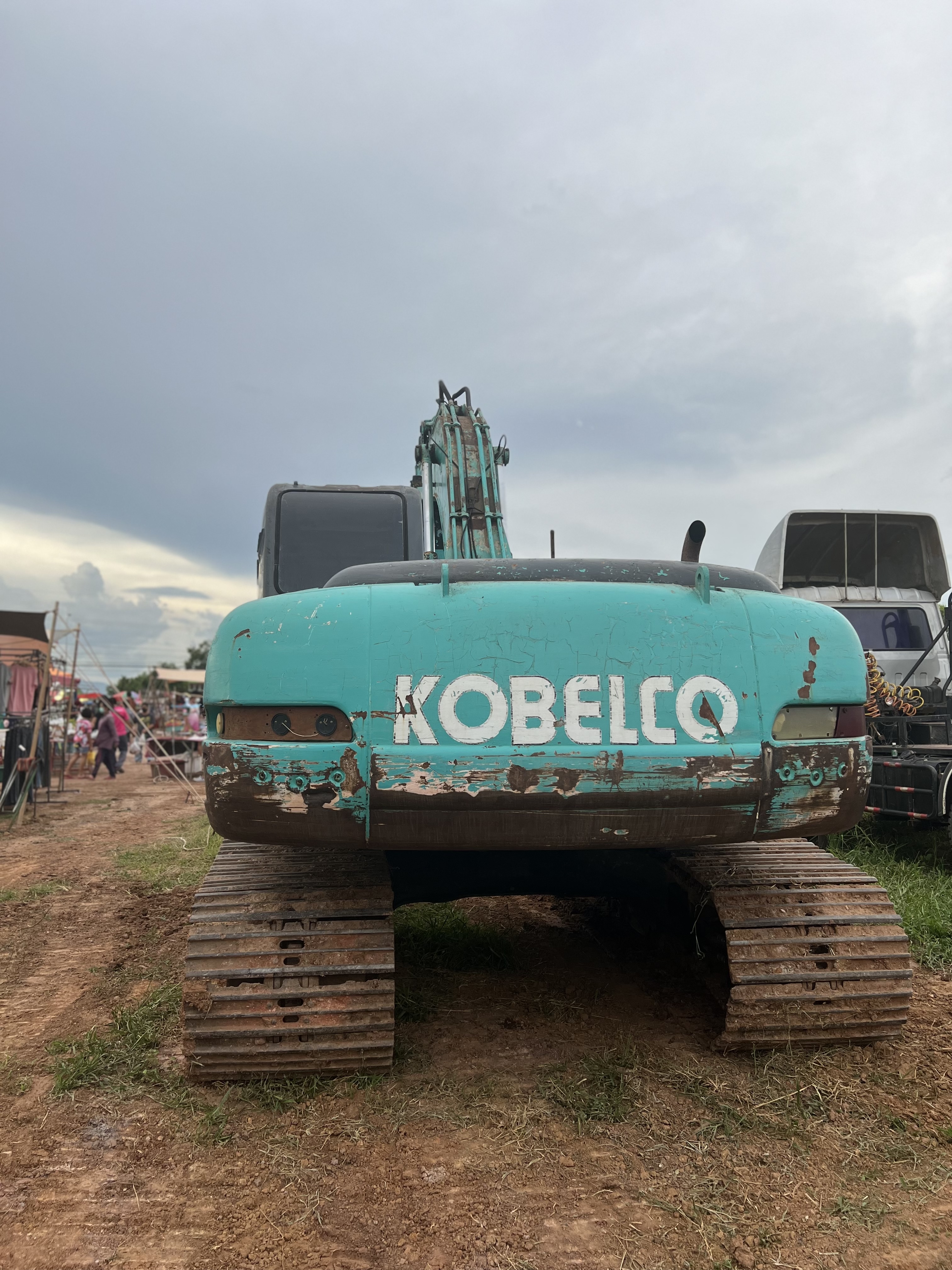 รถแม็คโคร KOBELCO SK200-5Mark V