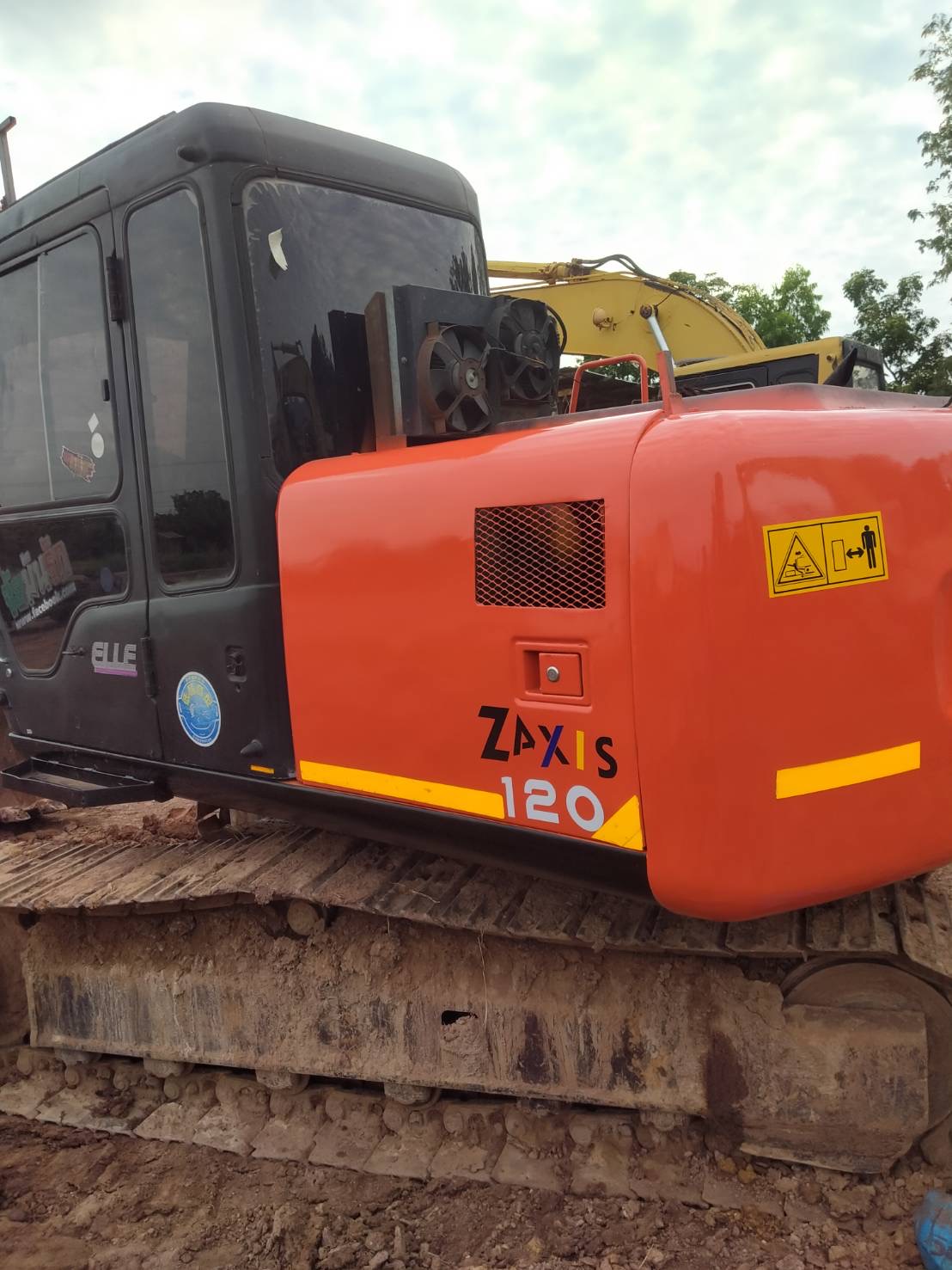 ขายแม็คโคร EX100-2