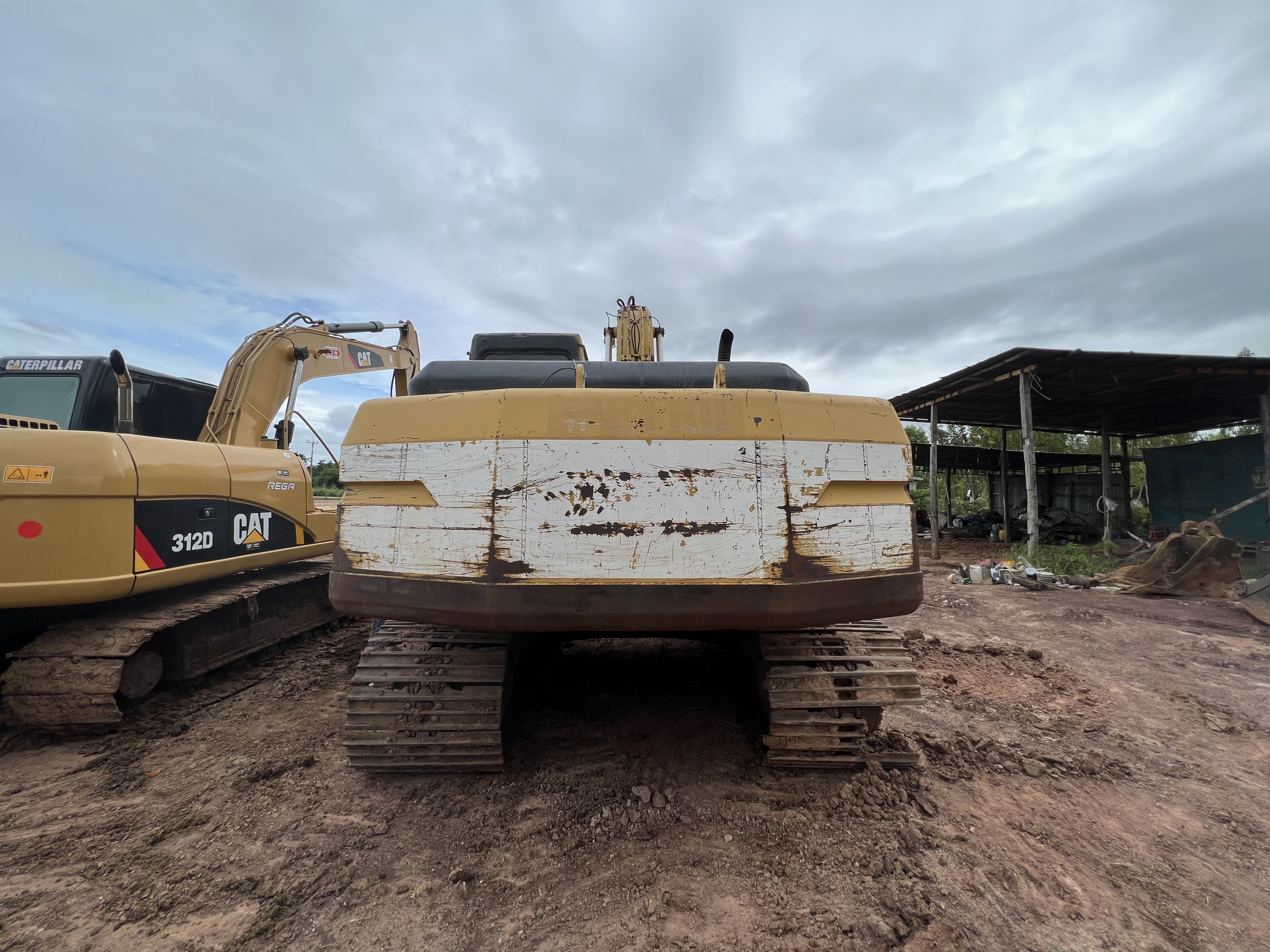 แม็คโคร CAT 320B แม็คโคร CAT 320B