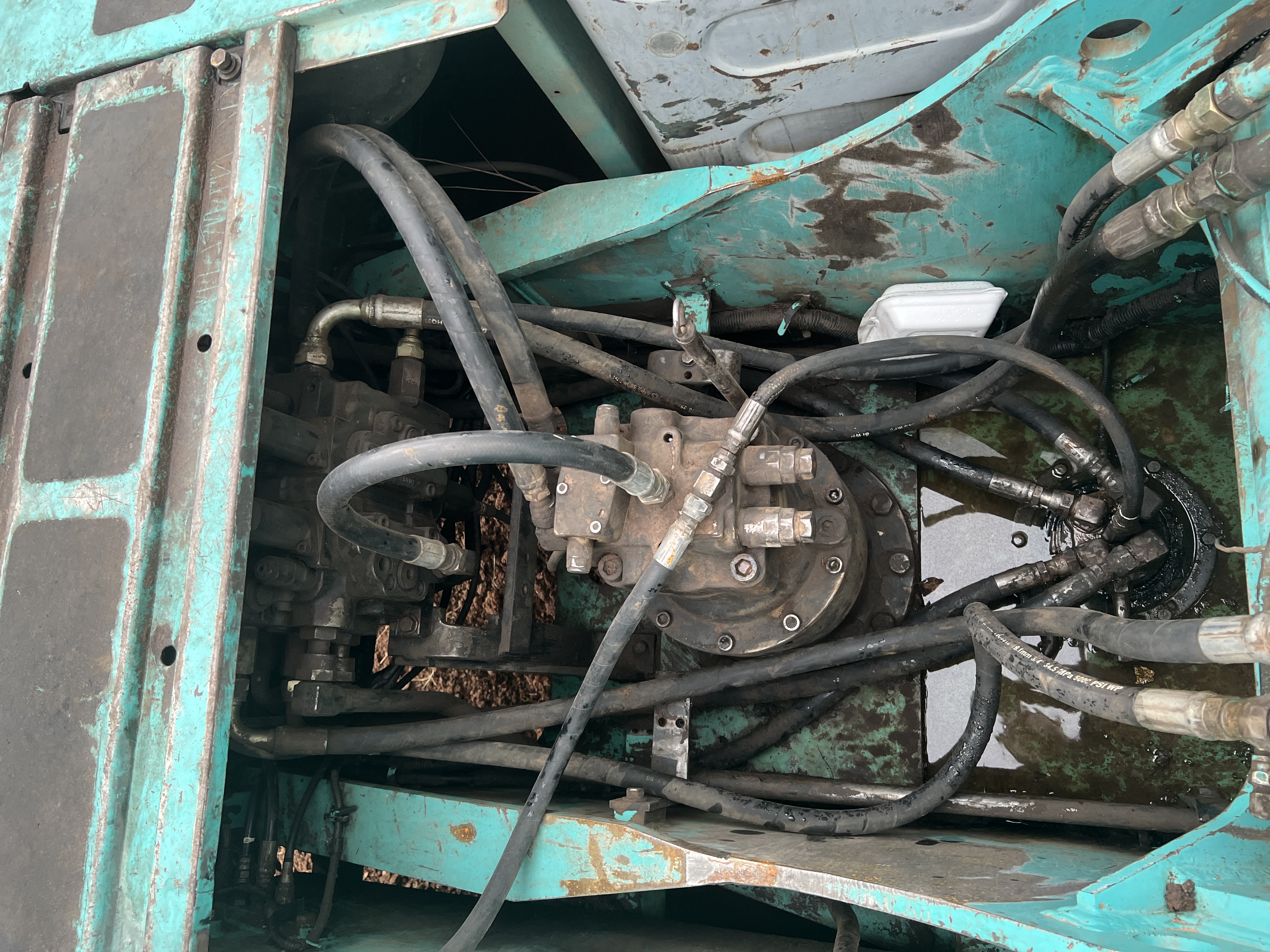 Kobelco sk200-6 YN10