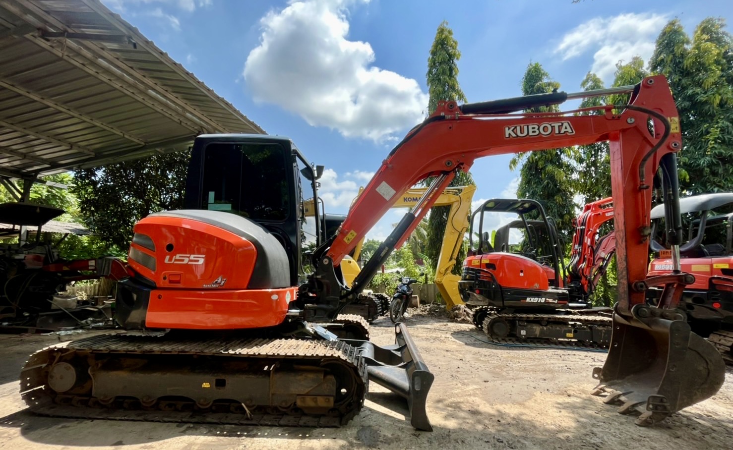 KUBOTA U55-6 AC ไมล์1,800ชั่วโมง KUBOTA U55-6 AC ไมล์1,800ชั่วโมง