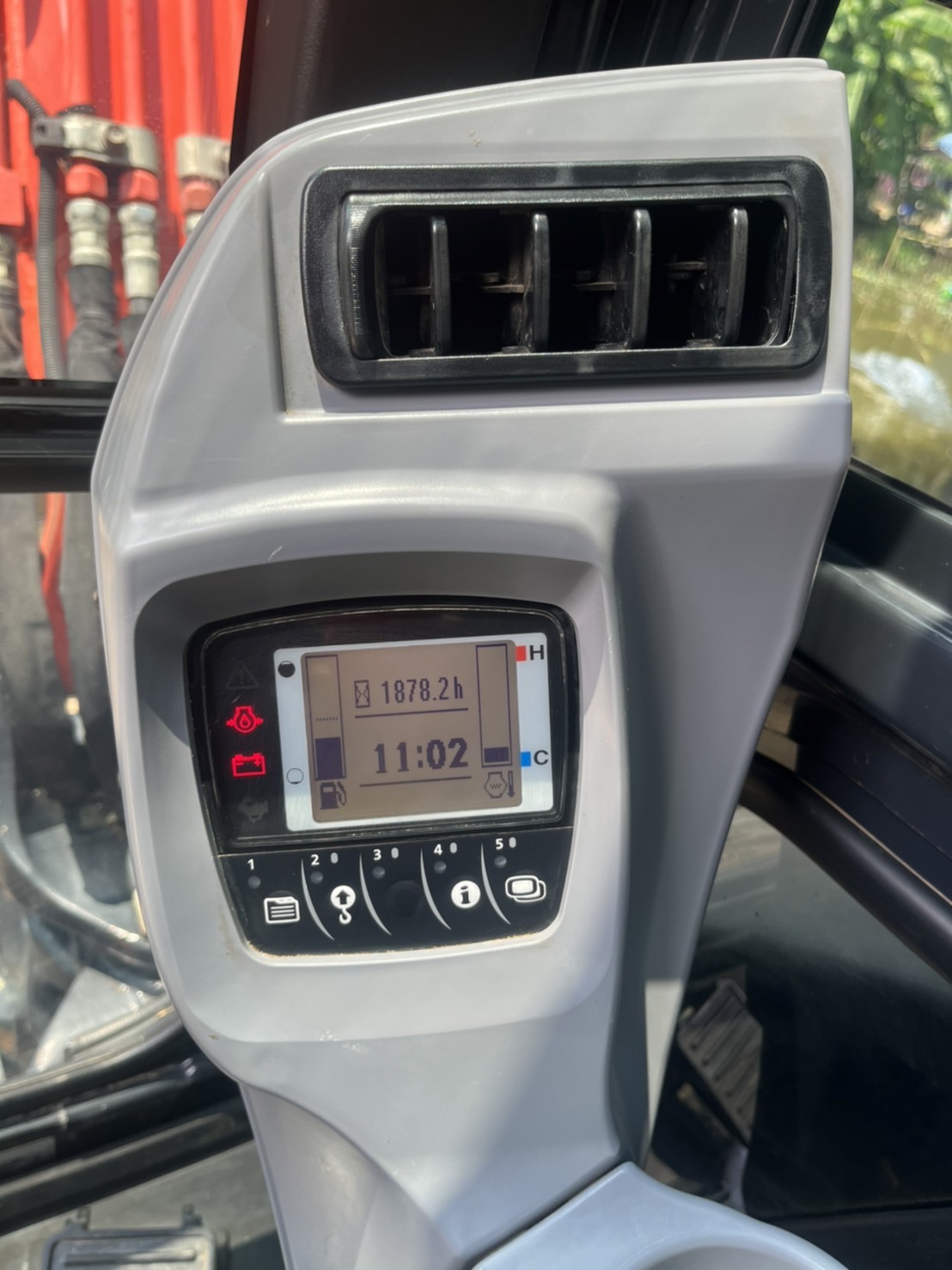 KUBOTA U55-6 AC ไมล์1,800ชั่วโมง KUBOTA U55-6 AC ไมล์1,800ชั่วโมง
