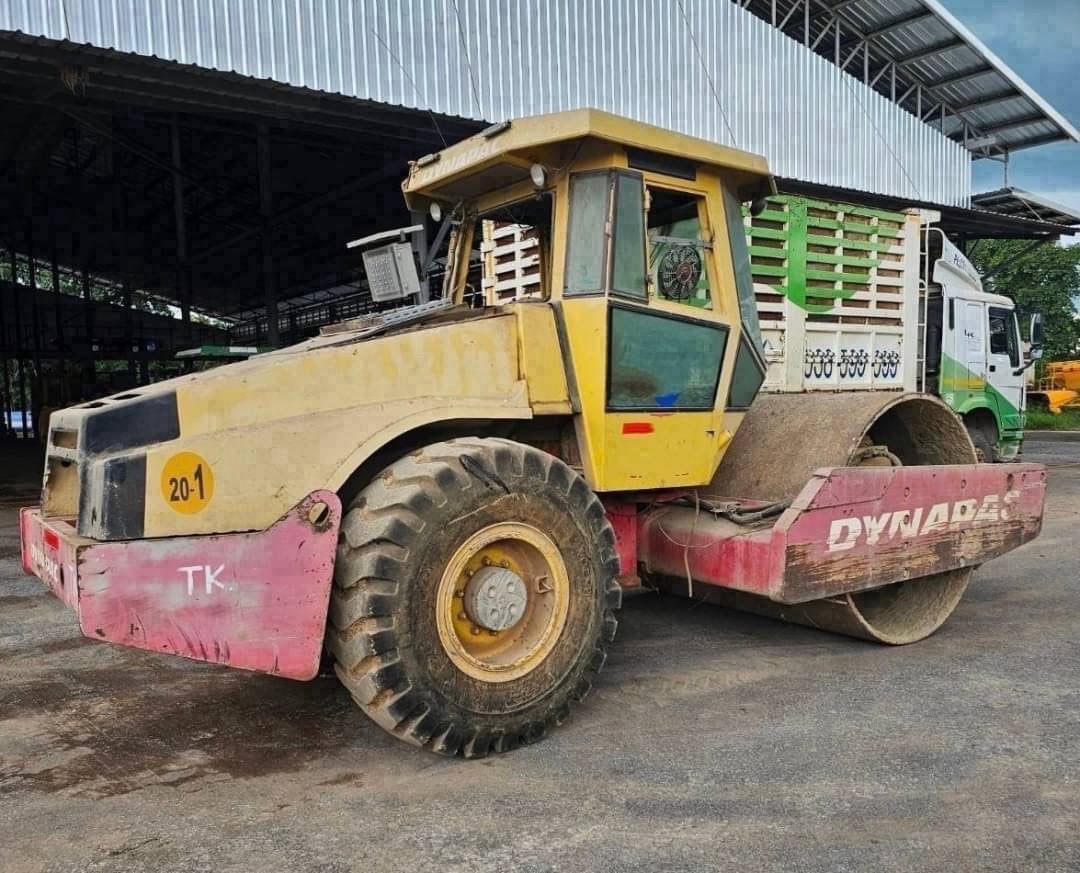 รถบด20ตัน DYNAPAC CA602