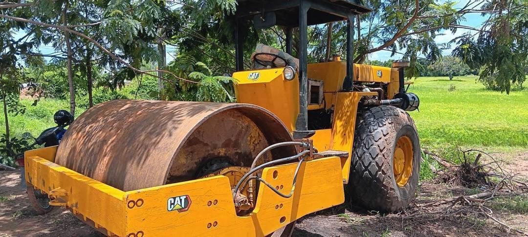รถบด 10 ตัน 2 เพลา BOMAG BW212D-2