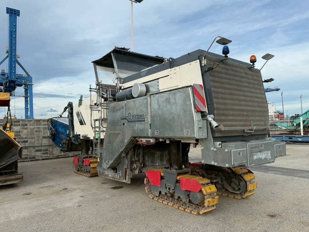 รถไสผิวถนนWirtgen W2100 รถไสผิวถนนWirtgen W2100