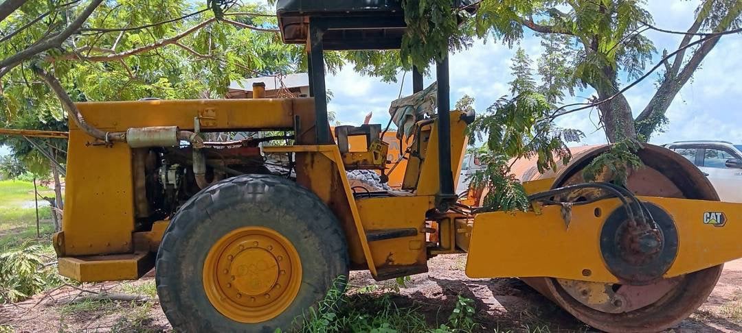 รถบด 10 ตัน 2 เพลา BOMAG BW212D-2