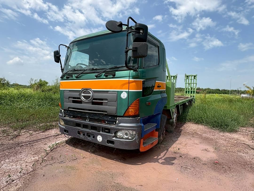12 ล้อ ท้ายลาด 2 เพลา HINO S700 12 ล้อ ท้ายลาด 2 เพลา HINO S700