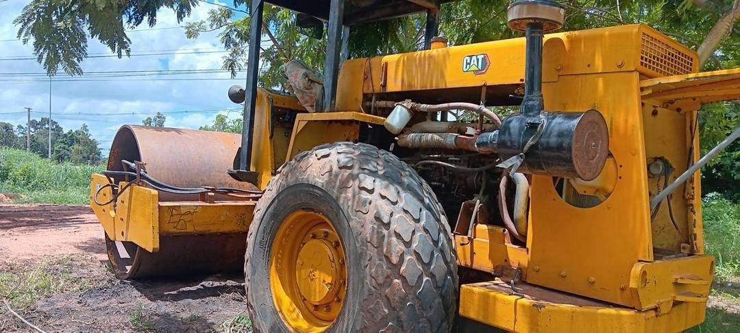 รถบด 10 ตัน 2 เพลา BOMAG BW212D-2