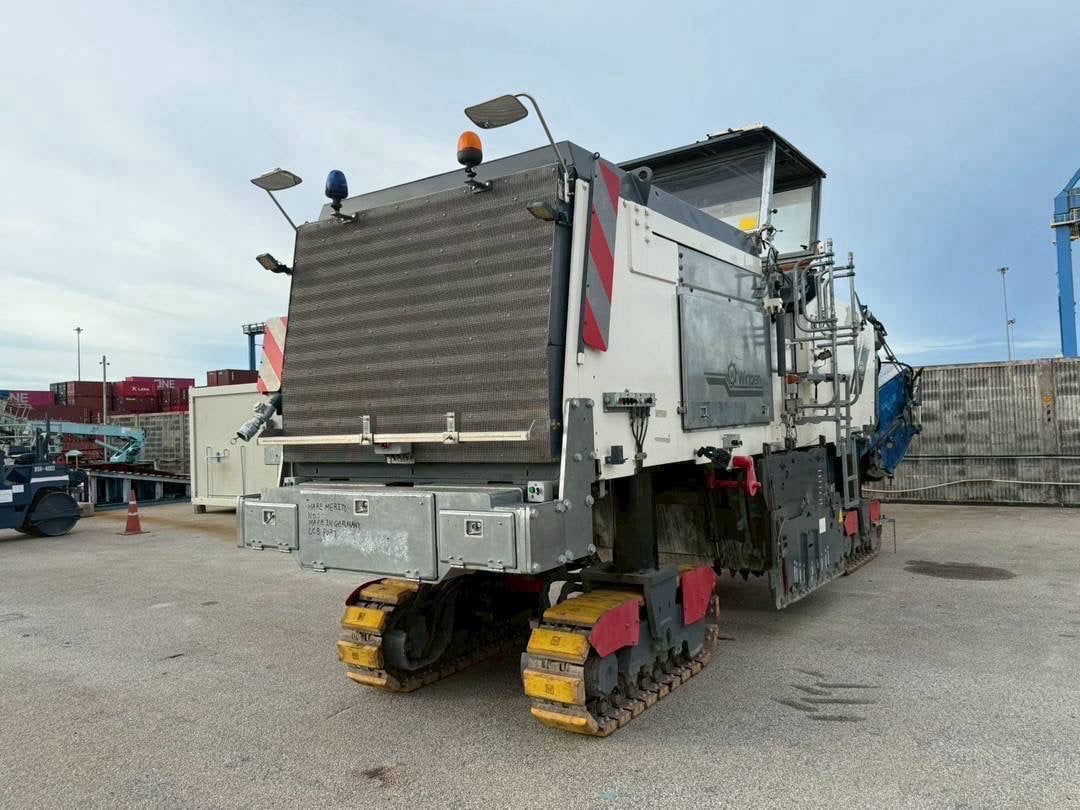 รถไสผิวถนนWirtgen W2100 รถไสผิวถนนWirtgen W2100