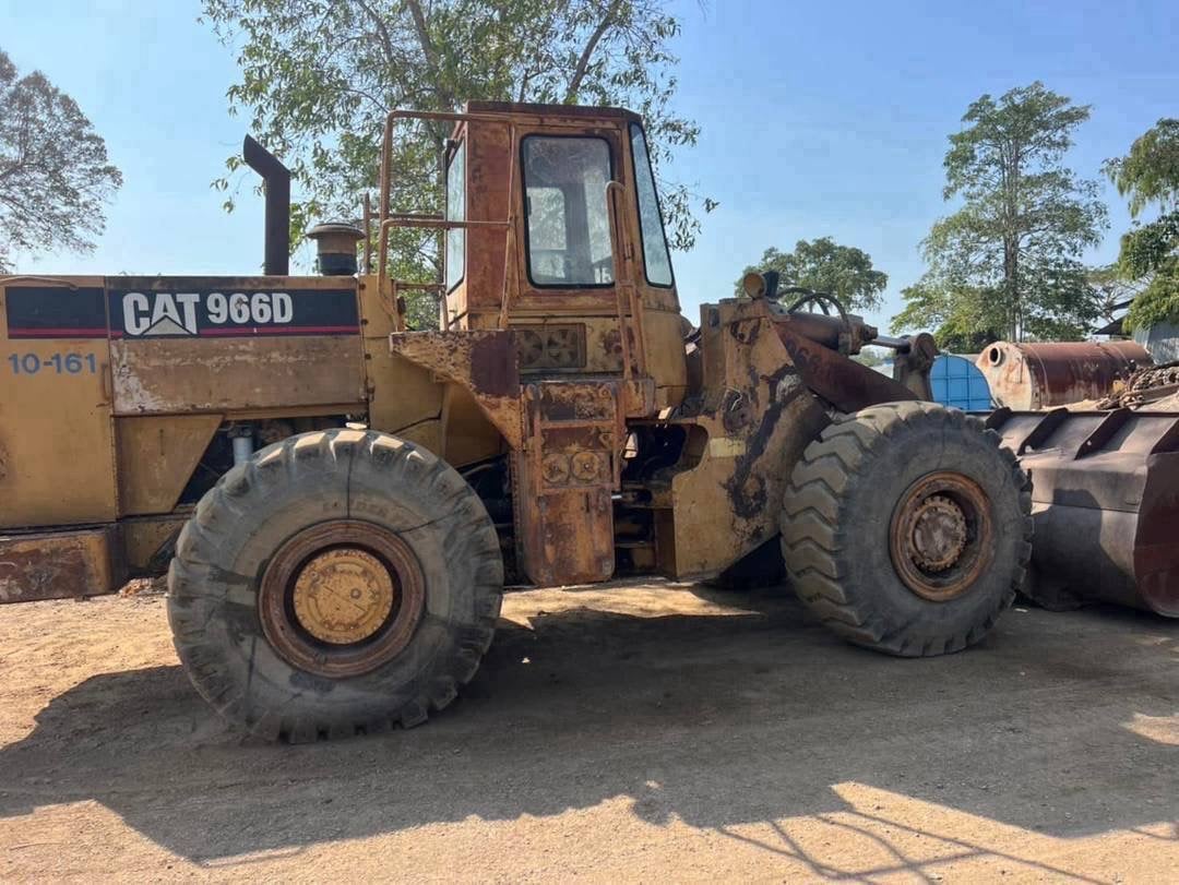 รถตัก Caterpillar 966 รถตัก Caterpillar 966