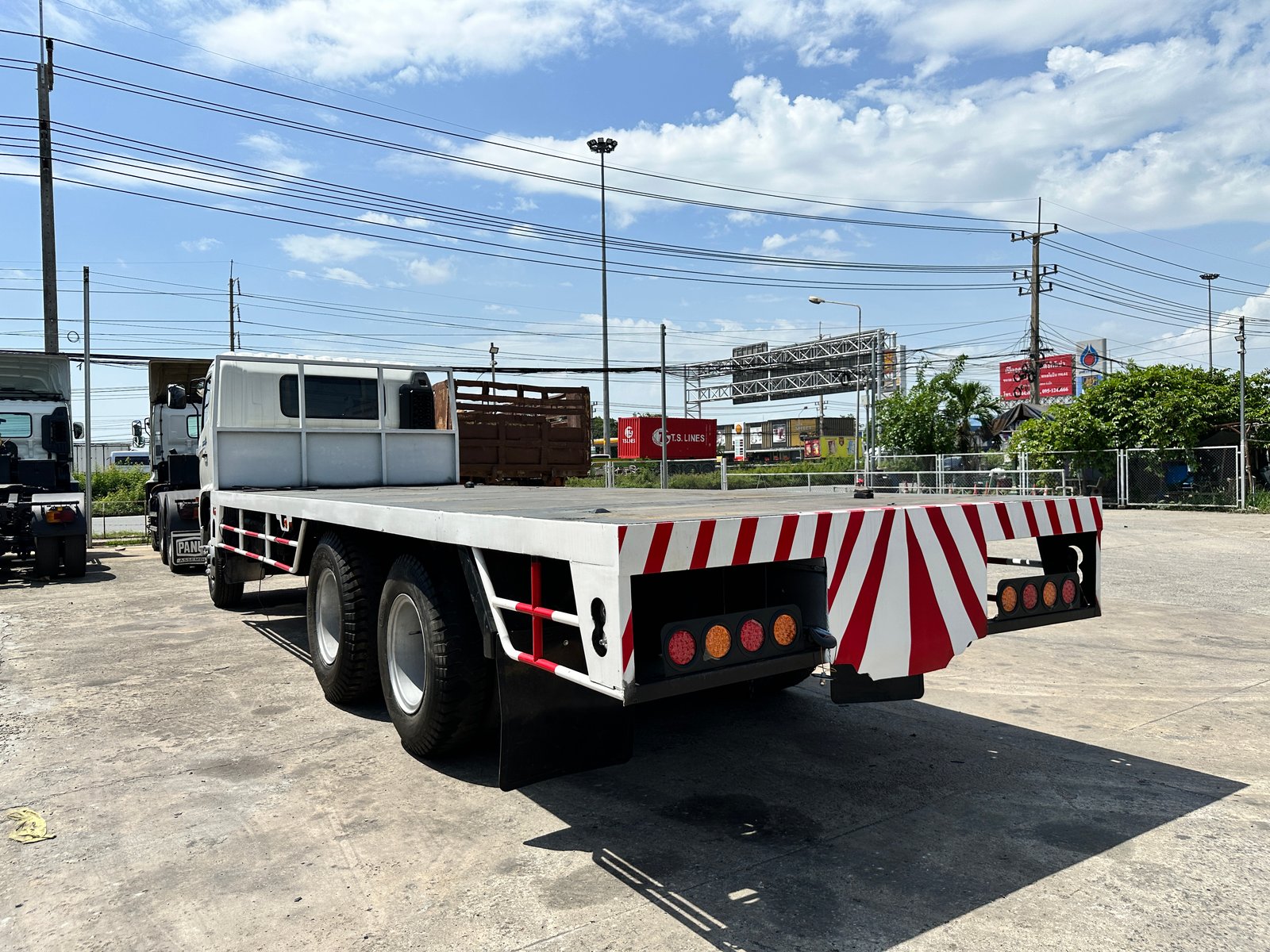 HINO212แรง #FL8J ปี54 กระบะพื้นเรียบยาว7.5 รถสวยเดิมๆพร้อมใช้งาน ราคาดี 680,000