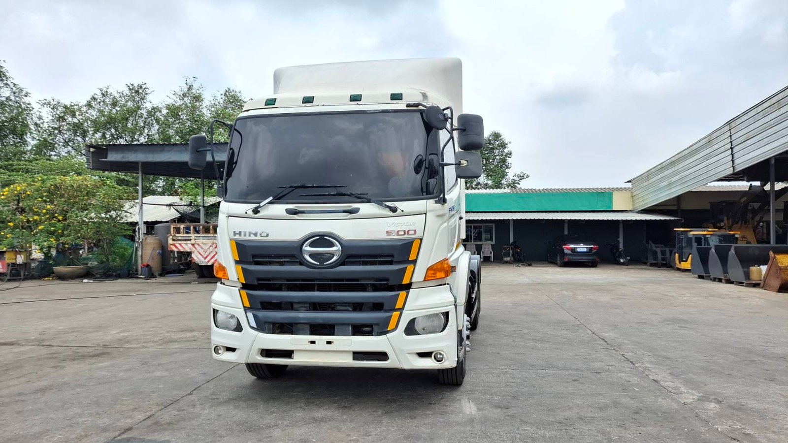 HINO VICTOR344แรง ปี59 ปี61 มีระบบปั่นดั้มพ์ รถสวยเดิมๆทุกจุด 1,190,000 1,290,000 HINO VICTOR344แรง ปี59 ปี61 มีระบบปั่นดั้มพ์ รถสวยเดิมๆทุกจุด 1,190,000 1,290,000
