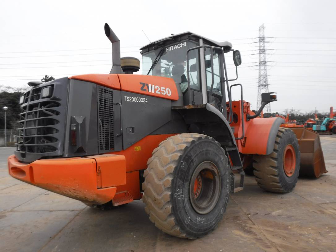 ขาย รถตัก Hitachi ZW250 นำเข้าญี่ปุ่น สภาพสวย พร้อมใช้งาน เอกสารครบ ขาย รถตัก Hitachi ZW250 นำเข้าญี่ปุ่น สภาพสวย พร้อมใช้งาน เอกสารครบ