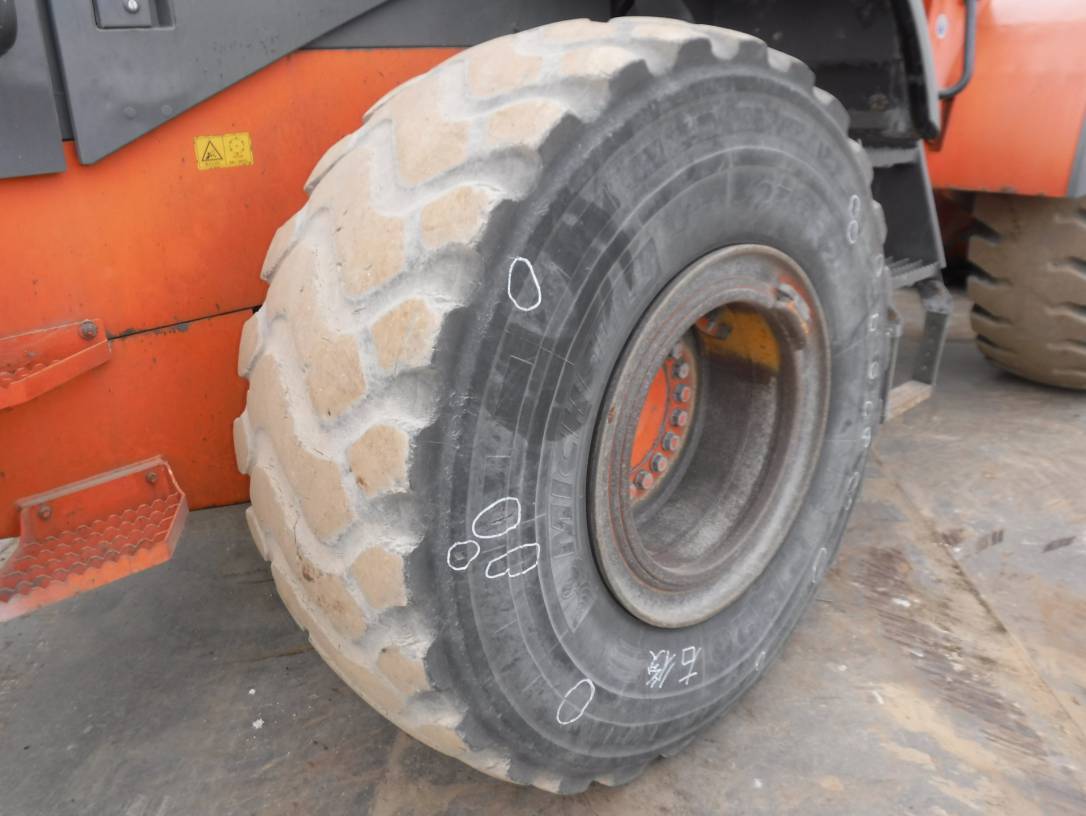 ขาย รถตัก Hitachi ZW250 นำเข้าญี่ปุ่น สภาพสวย พร้อมใช้งาน เอกสารครบ