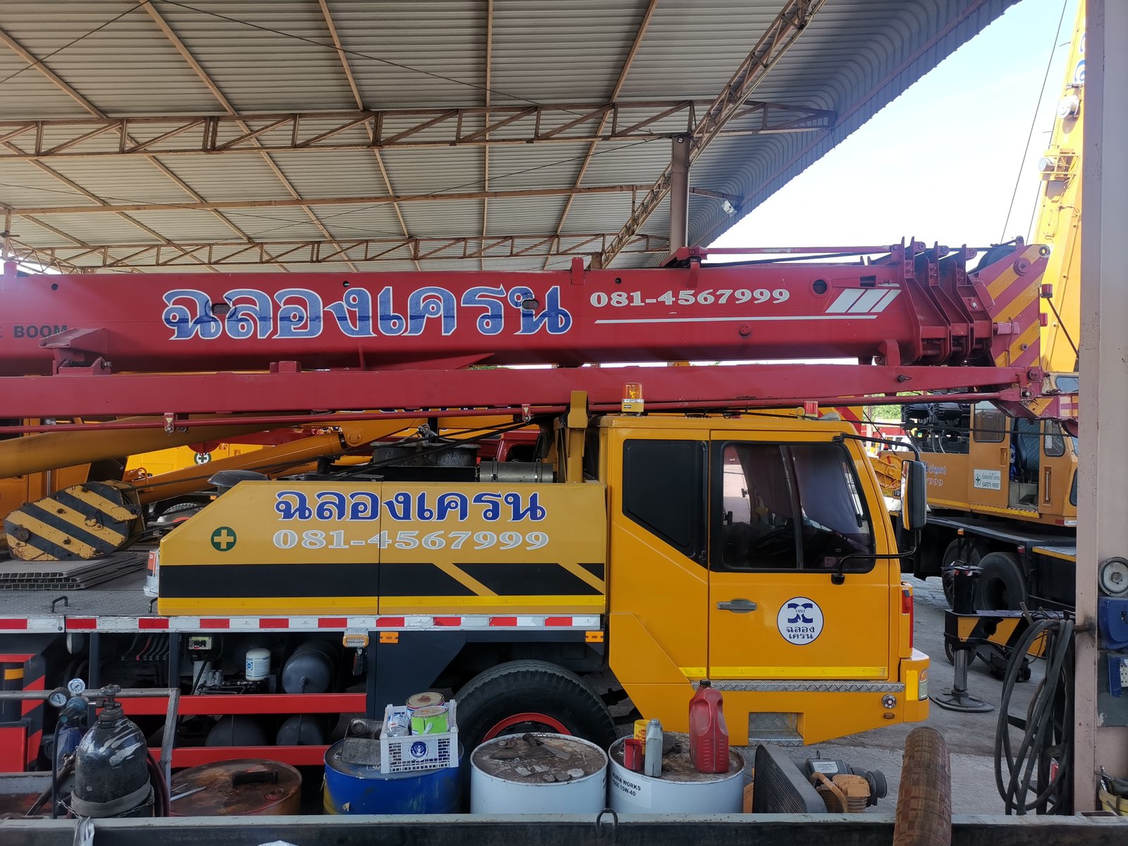 รถเครน25ตัน Zoomlion. รถสวยพร้อมใช้ 2ล้านหนึ่ง T. สูน65 149 1456​