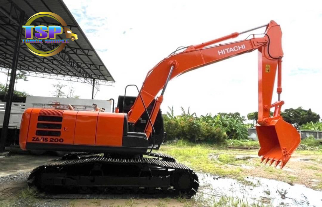สวย ยังกะ ป้ายแดง 1,350,000 บาท HITACHI ZX200-5G ไมล์ทำงาน 10,250 ชั่วโมง