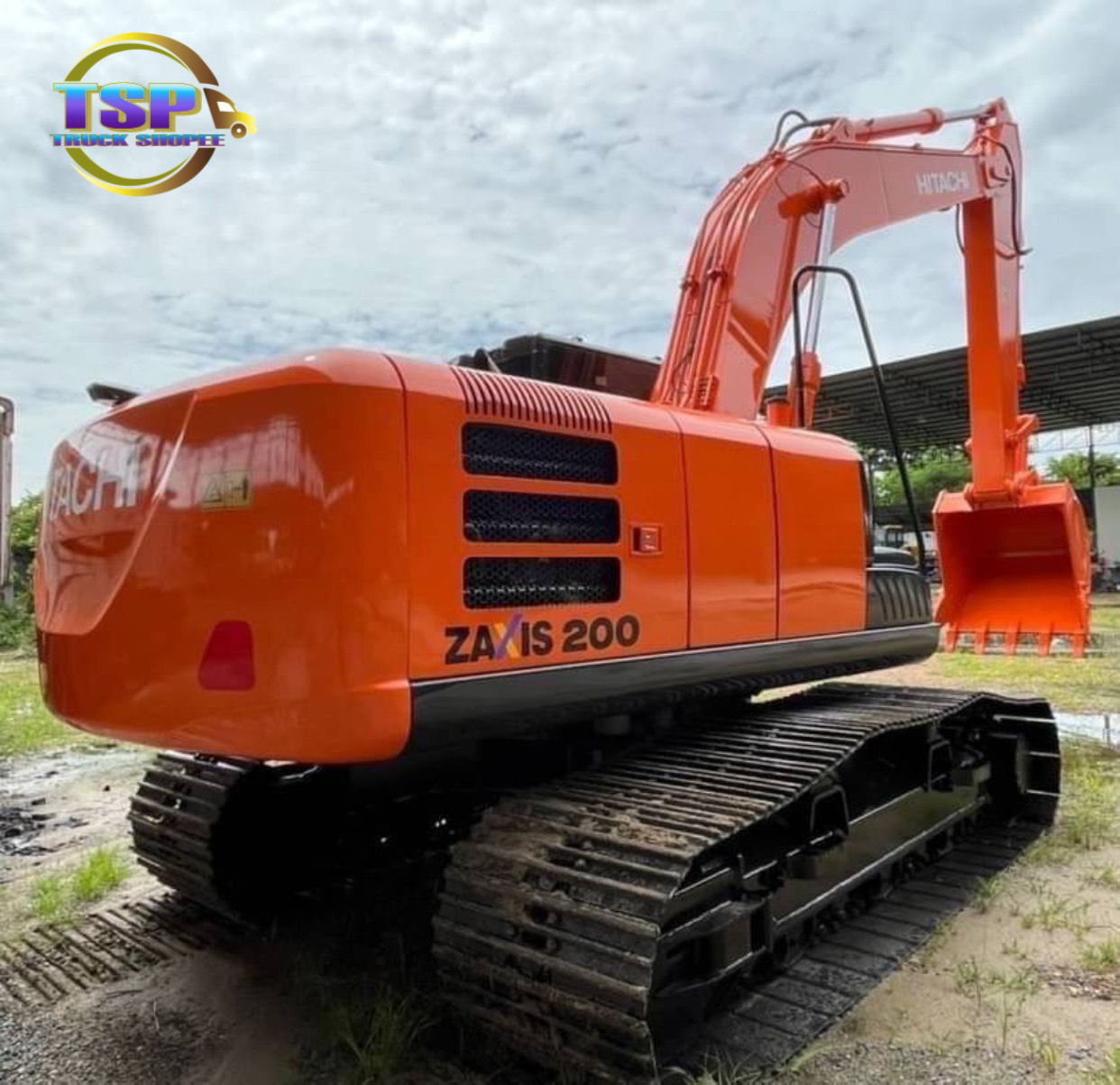สวย ยังกะ ป้ายแดง 1,350,000 บาท HITACHI ZX200-5G ไมล์ทำงาน 10,250 ชั่วโมง